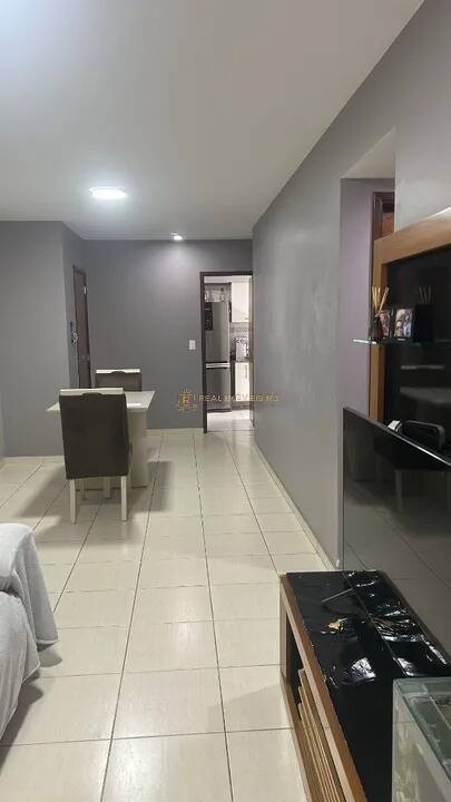 Apartamento à venda com 2 quartos, 110m² - Foto 2