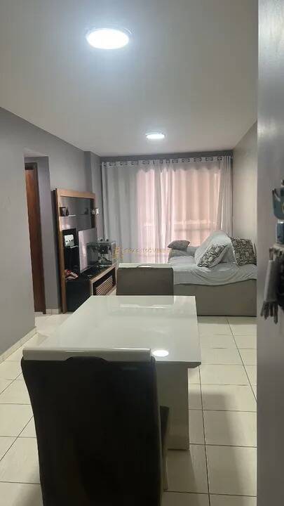 Apartamento à venda com 2 quartos, 110m² - Foto 1