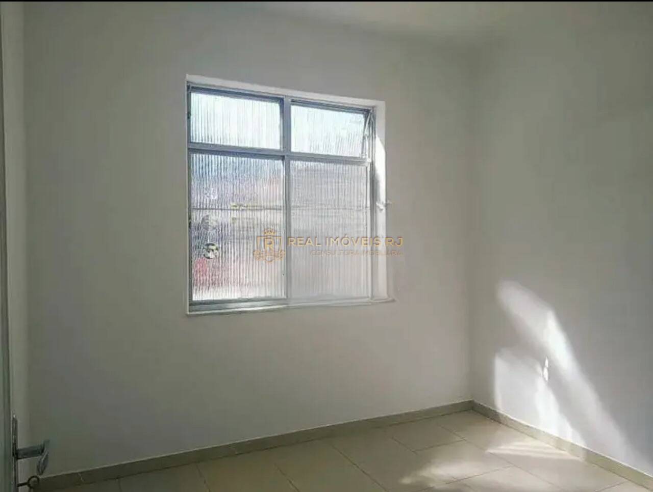 Apartamento à venda com 3 quartos, 100m² - Foto 5