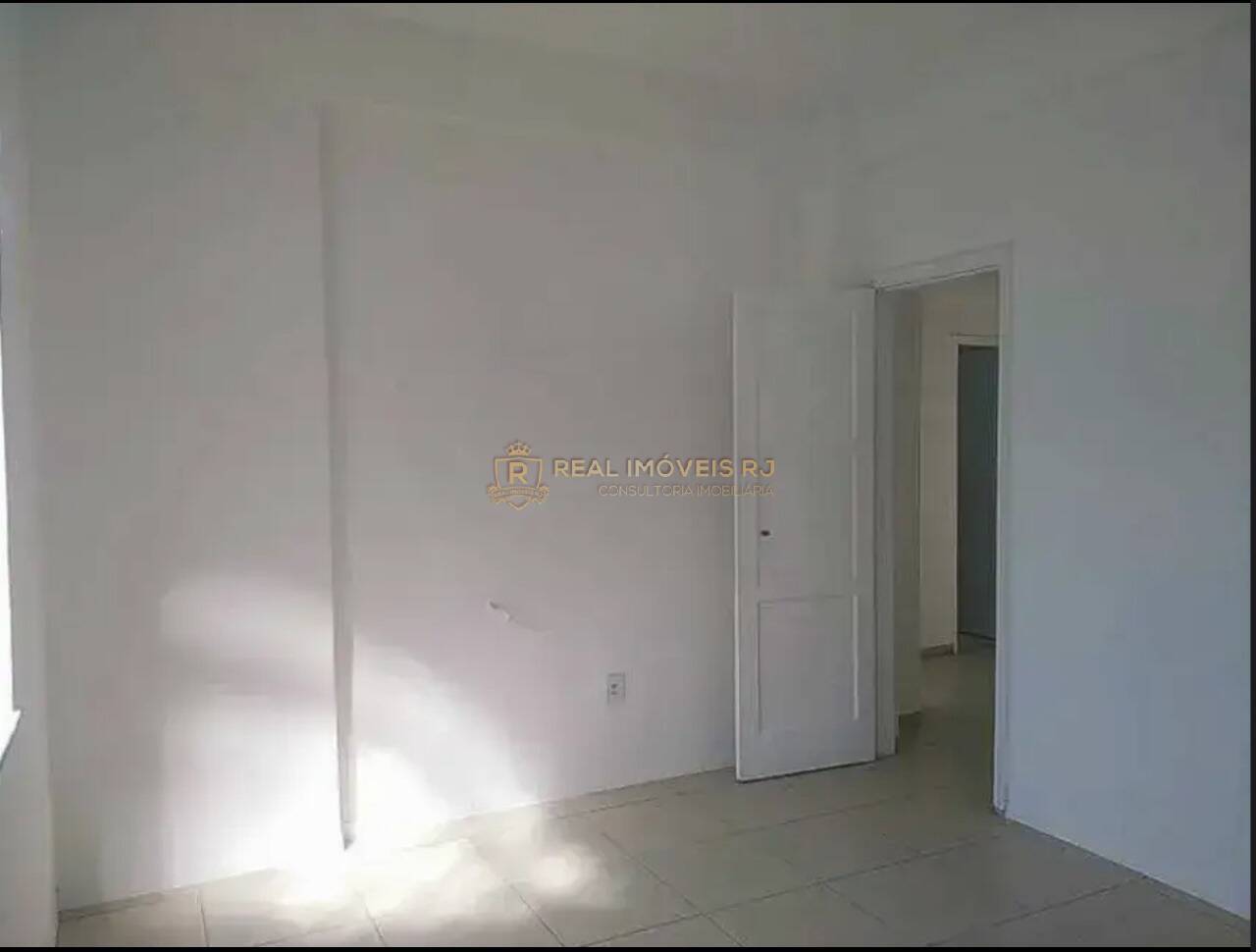 Apartamento à venda com 3 quartos, 100m² - Foto 8