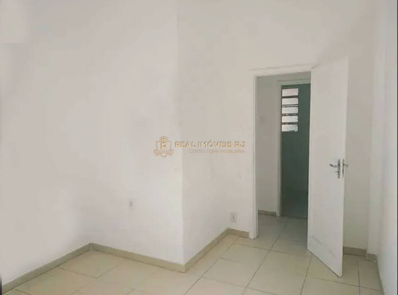 Apartamento à venda com 3 quartos, 100m² - Foto 9