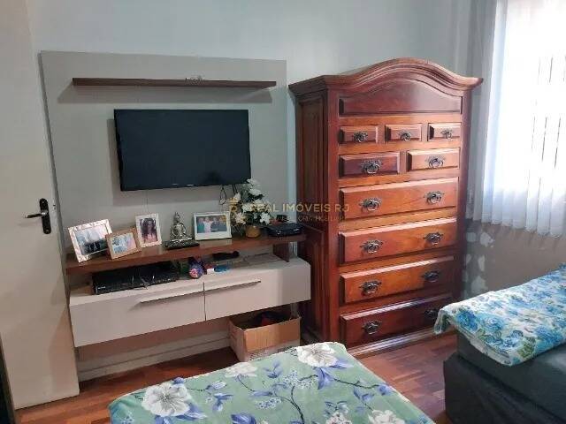 Apartamento à venda com 3 quartos, 80m² - Foto 17