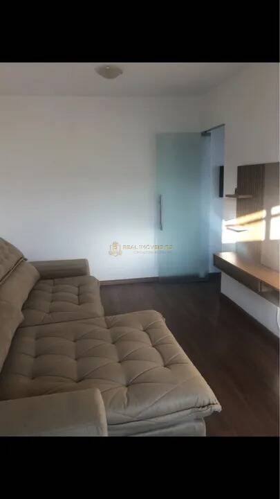 Apartamento para alugar com 4 quartos, 142m² - Foto 8