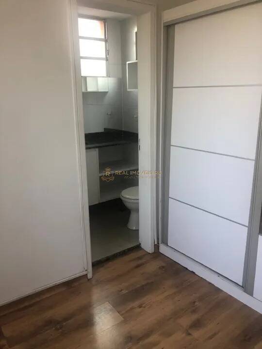 Apartamento para alugar com 4 quartos, 142m² - Foto 10