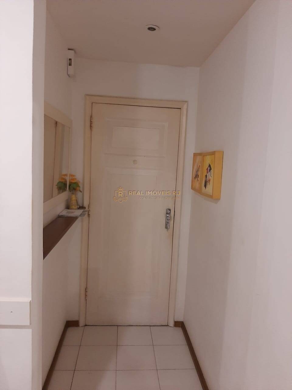 Apartamento à venda com 4 quartos, 100m² - Foto 2