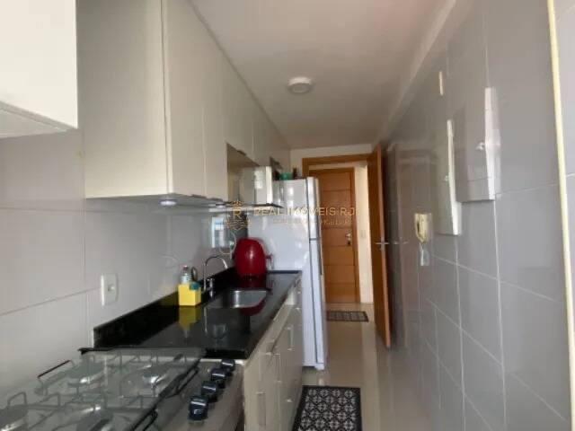 Apartamento à venda com 3 quartos, 92m² - Foto 8