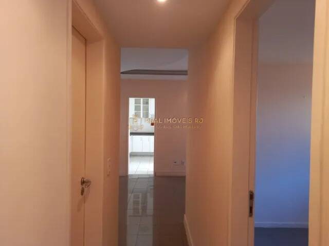 Apartamento à venda com 3 quartos, 120m² - Foto 4