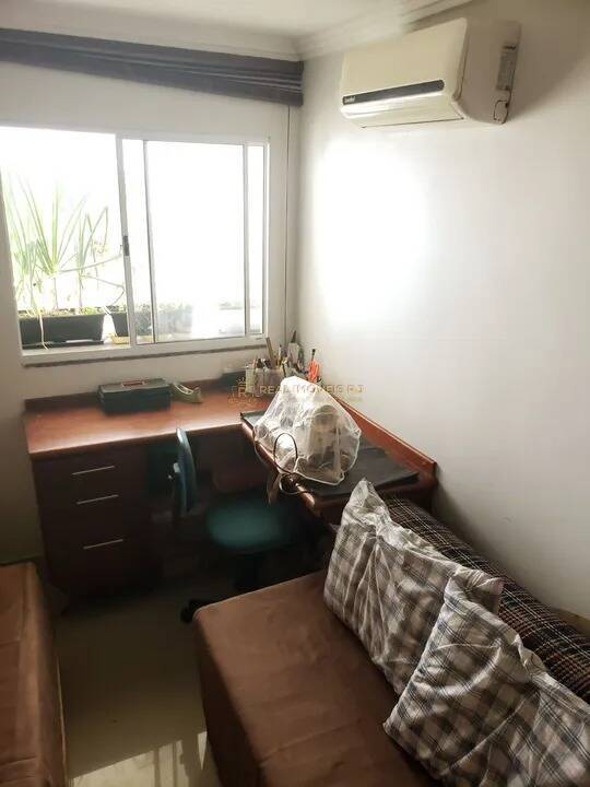 Apartamento à venda com 4 quartos, 250m² - Foto 11