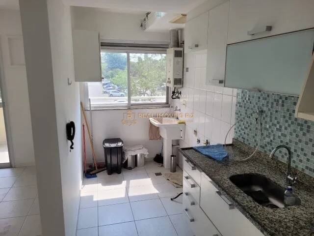 Apartamento à venda com 2 quartos, 63m² - Foto 5