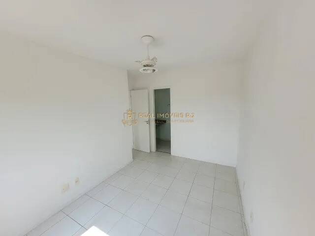 Apartamento à venda com 2 quartos, 63m² - Foto 9