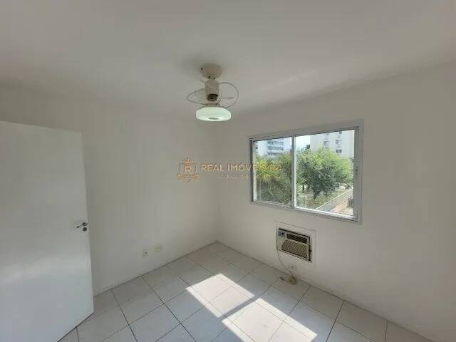 Apartamento à venda com 2 quartos, 63m² - Foto 11