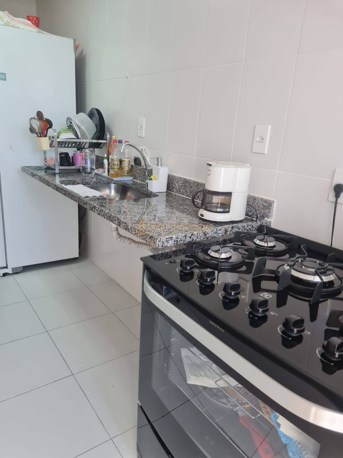 Apartamento à venda com 2 quartos, 70m² - Foto 6