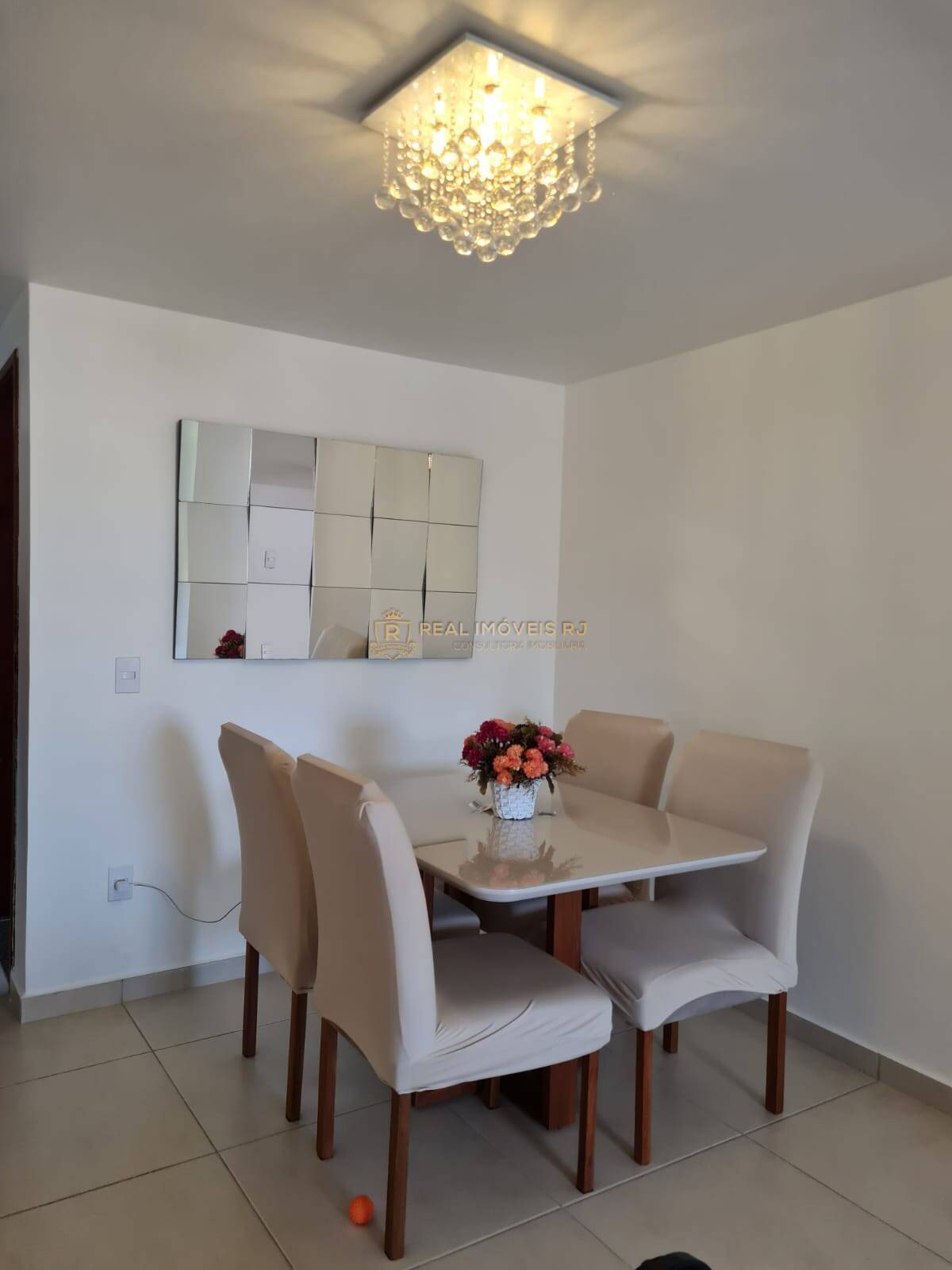 Apartamento à venda com 2 quartos, 70m² - Foto 9