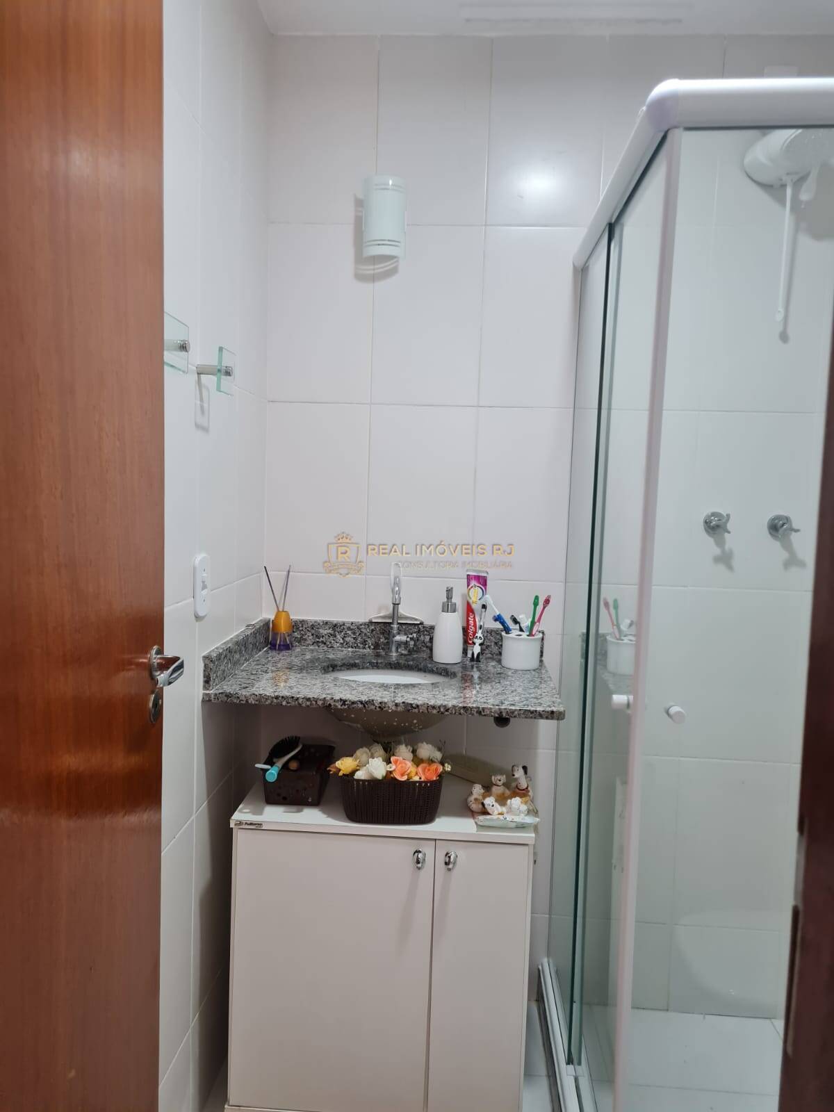 Apartamento à venda com 2 quartos, 70m² - Foto 15