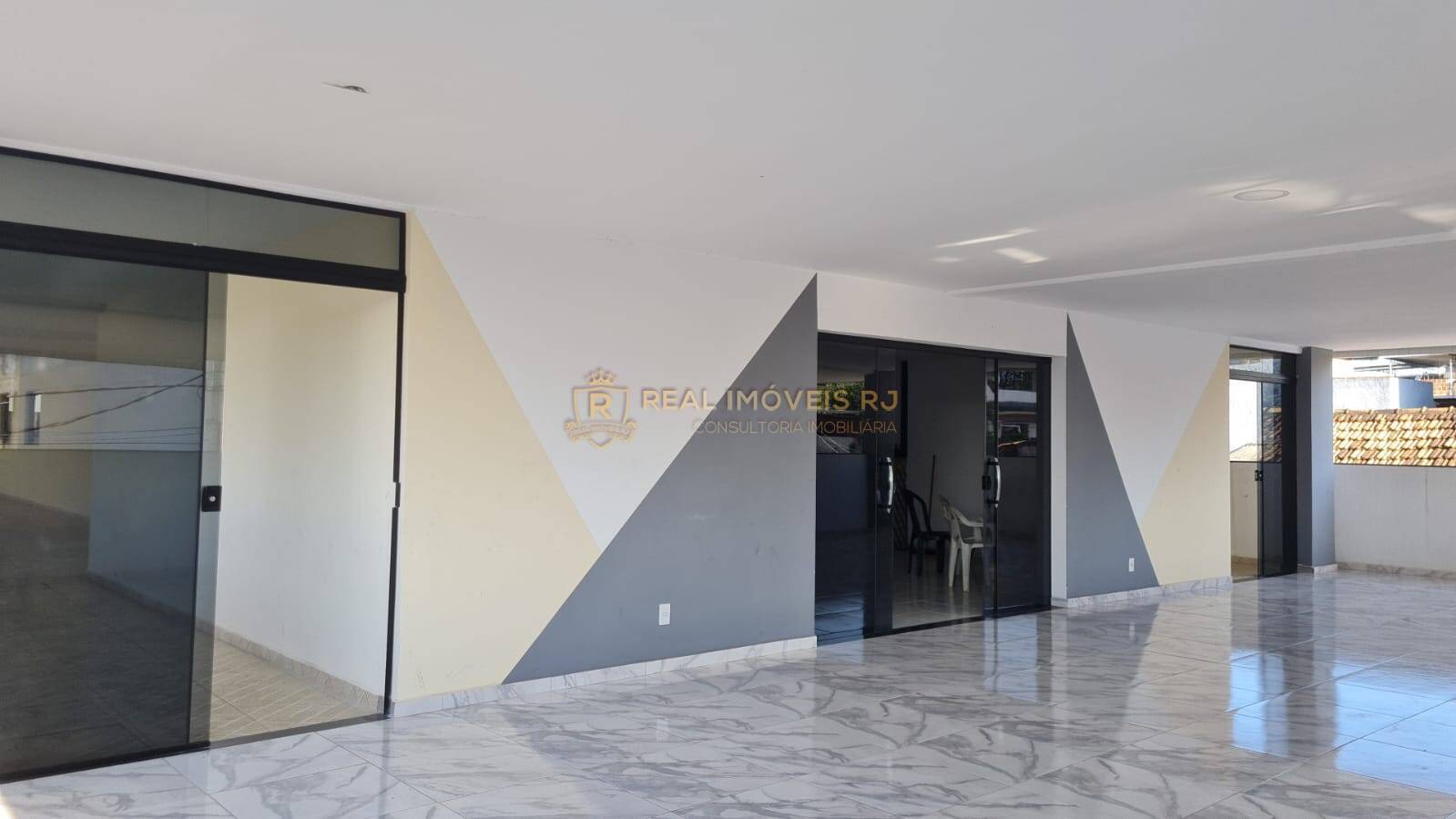 Apartamento à venda com 2 quartos, 70m² - Foto 18