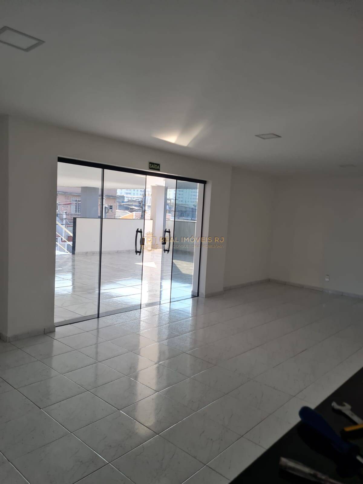 Apartamento à venda com 2 quartos, 70m² - Foto 19