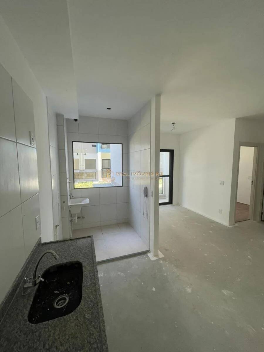 Apartamento à venda com 2 quartos, 49m² - Foto 3