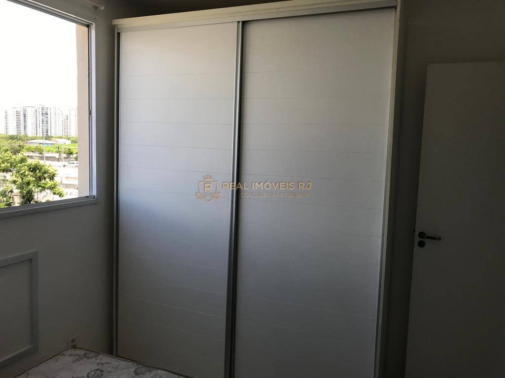 Apartamento à venda com 2 quartos, 66m² - Foto 11