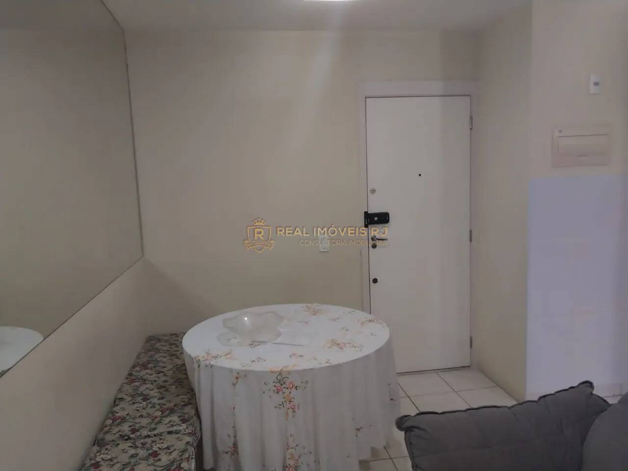 Apartamento para alugar com 2 quartos, 60m² - Foto 6