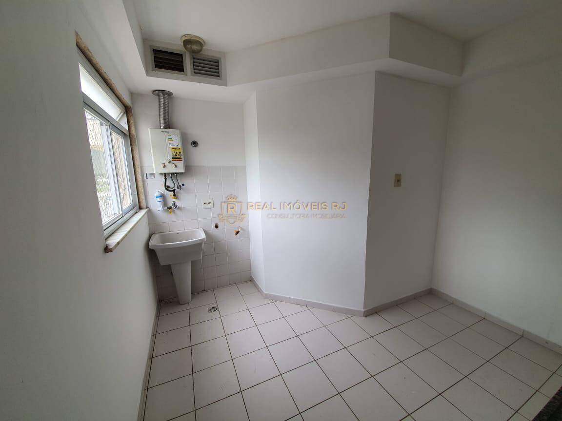 Apartamento à venda com 2 quartos, 60m² - Foto 11