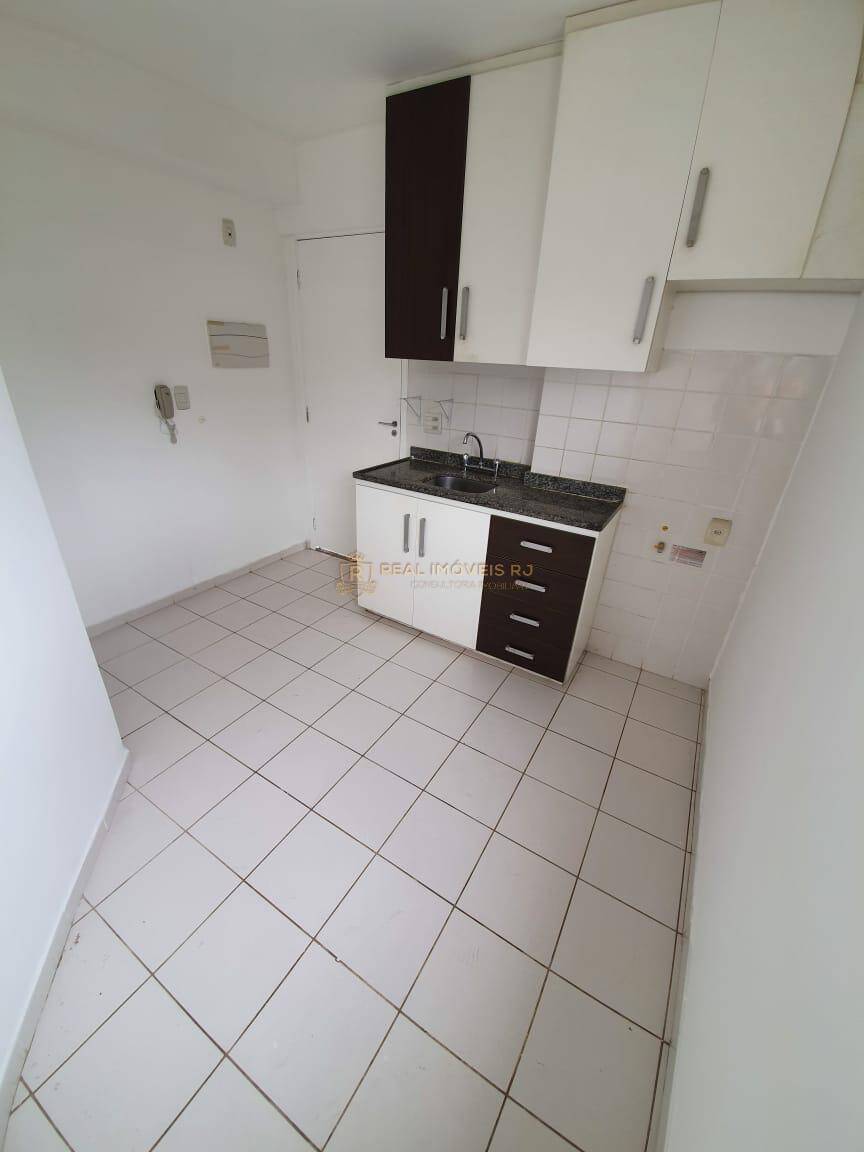 Apartamento à venda com 2 quartos, 60m² - Foto 10