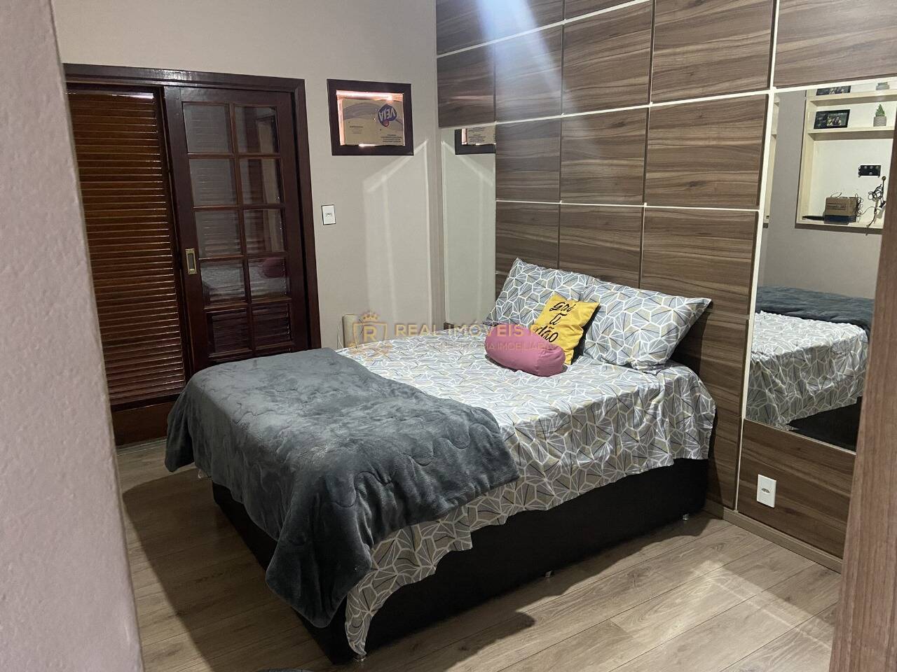 Cobertura à venda com 4 quartos, 220m² - Foto 12