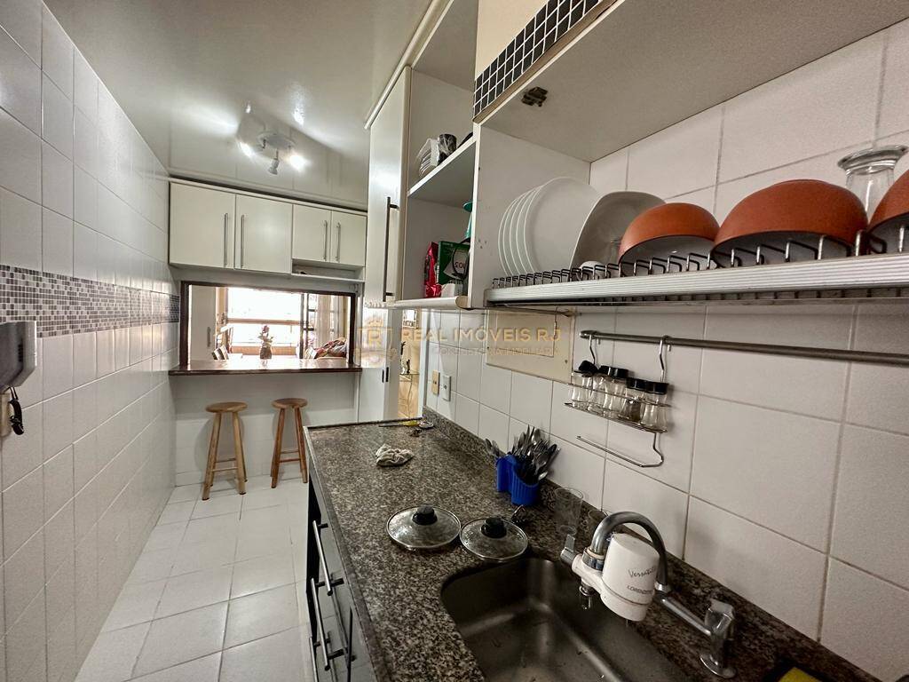 Apartamento à venda com 3 quartos, 108m² - Foto 9