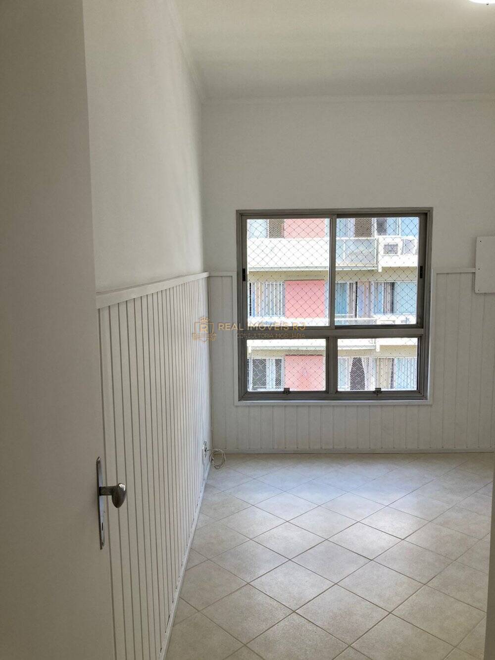 Apartamento à venda com 3 quartos, 120m² - Foto 7