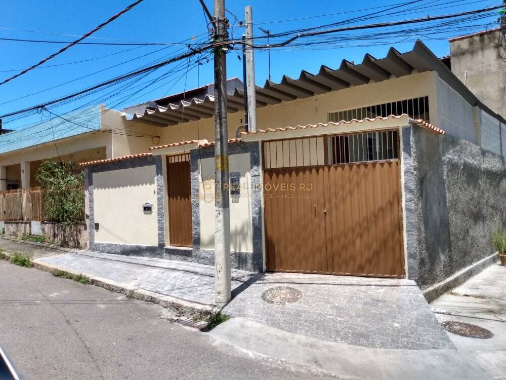 Casa à venda com 2 quartos, 91m² - Foto 1