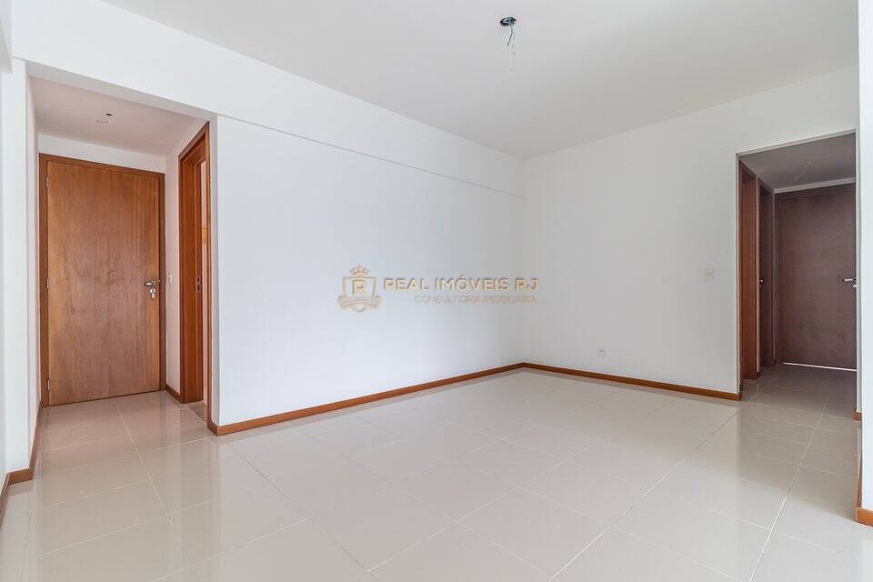 Apartamento à venda com 3 quartos, 92m² - Foto 3