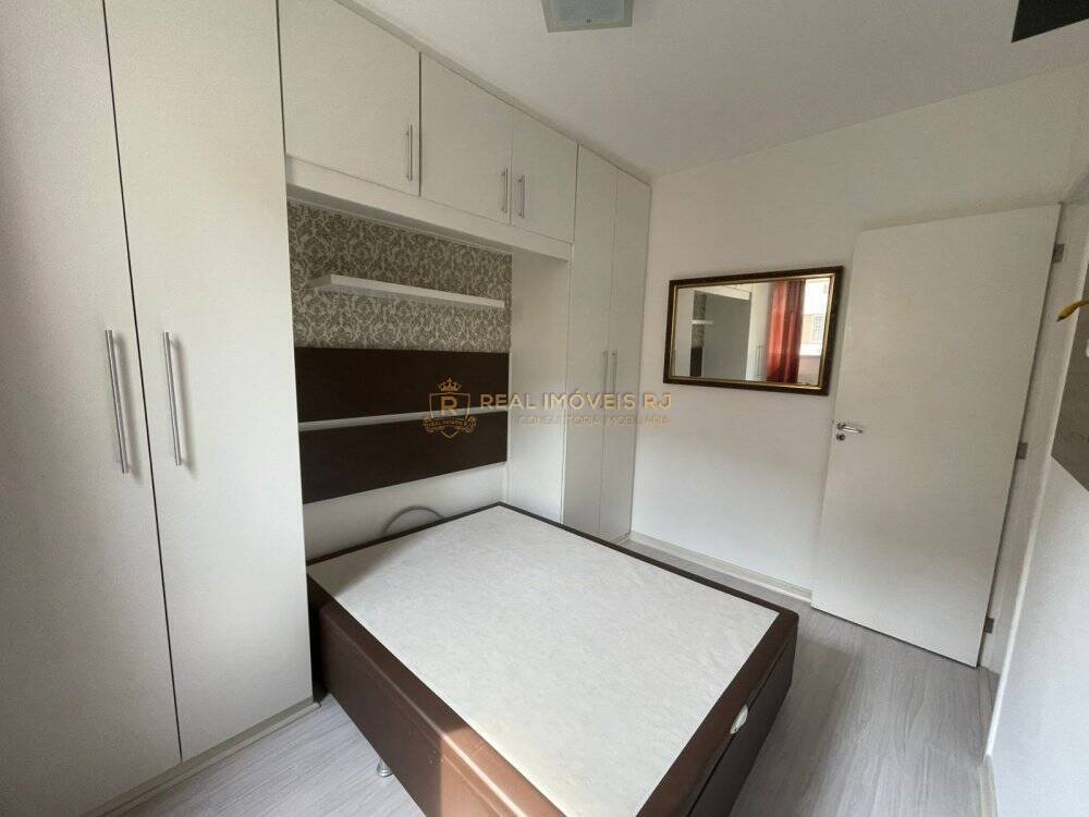 Apartamento à venda com 2 quartos, 65m² - Foto 12