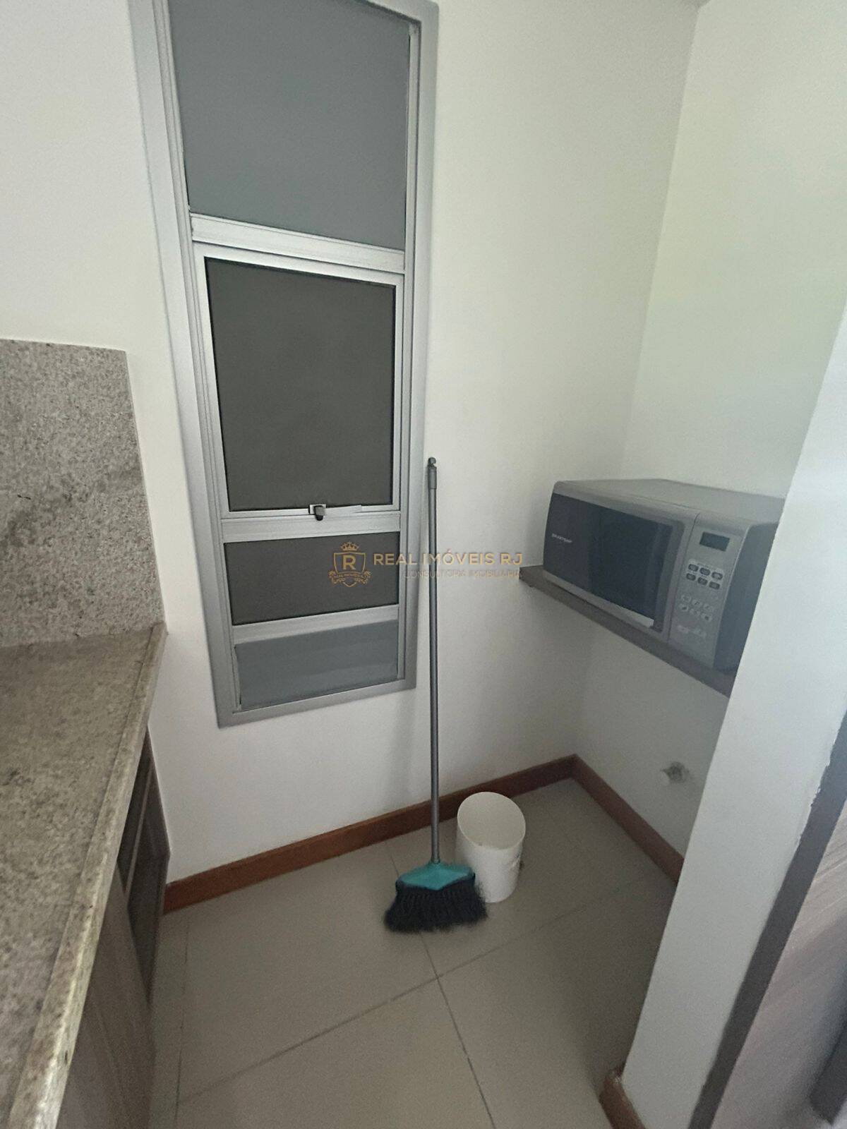 Apartamento à venda com 1 quarto, 38m² - Foto 8