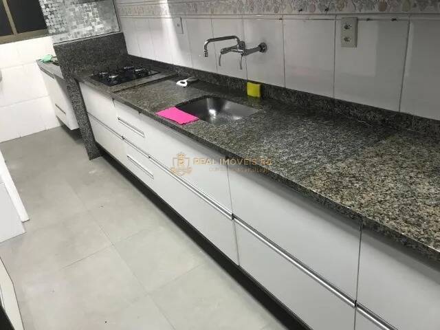 Apartamento para alugar com 3 quartos, 107m² - Foto 11