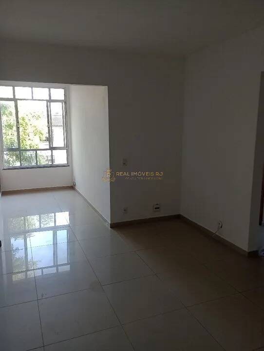 Apartamento à venda com 2 quartos, 60m² - Foto 2