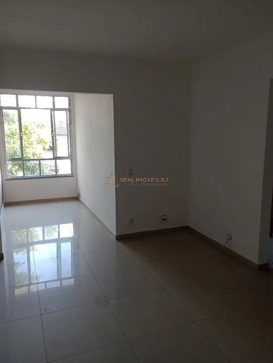 Apartamento à venda com 2 quartos, 60m² - Foto 3