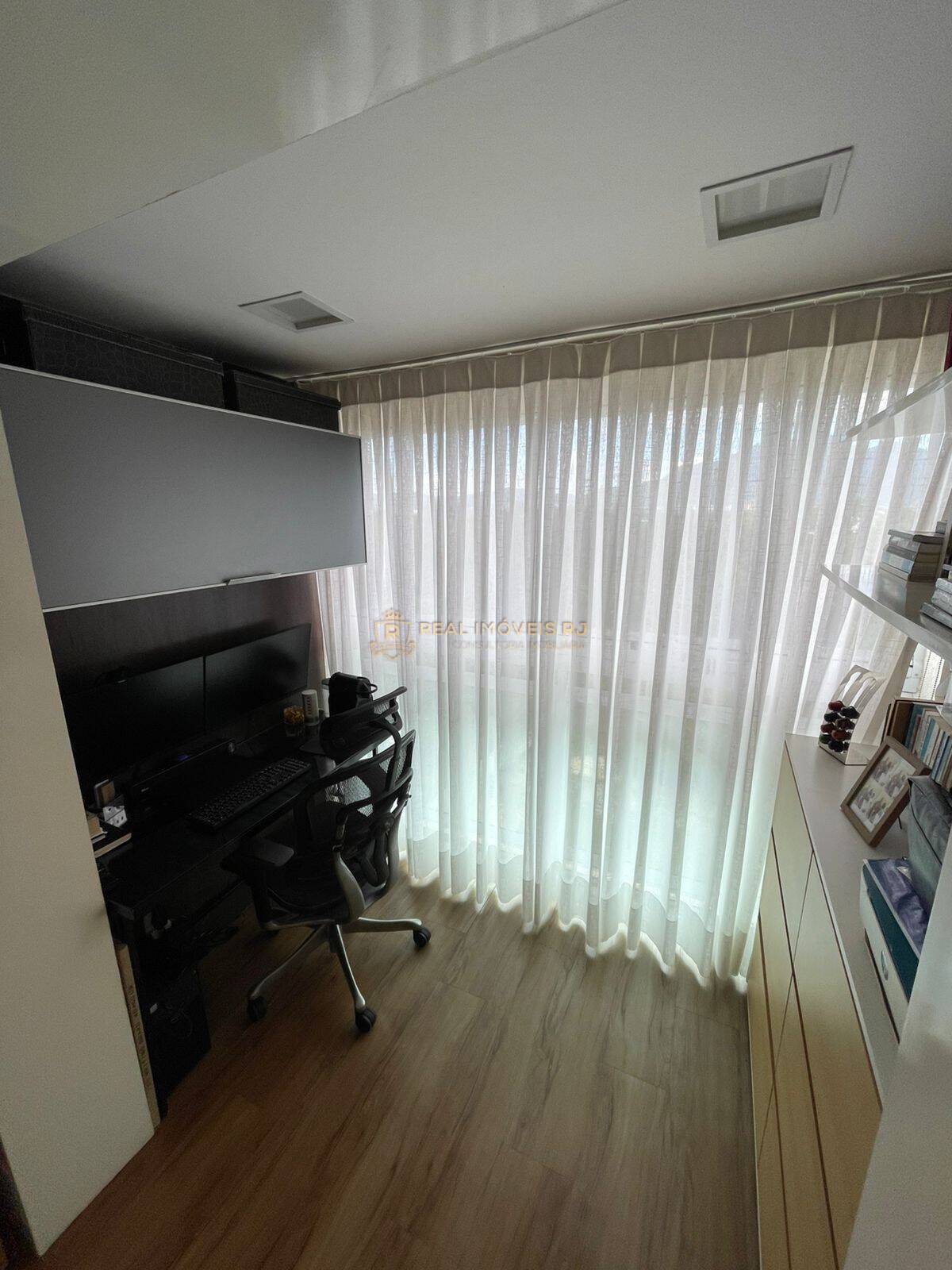 Apartamento à venda com 3 quartos, 156m² - Foto 21