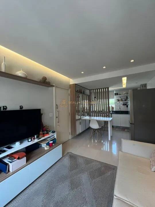 Apartamento à venda com 2 quartos, 50m² - Foto 2