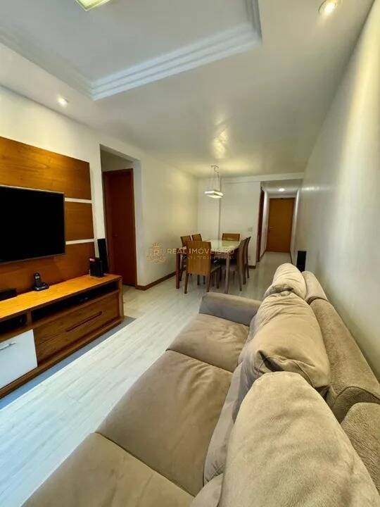 Apartamento à venda com 3 quartos, 76m² - Foto 2