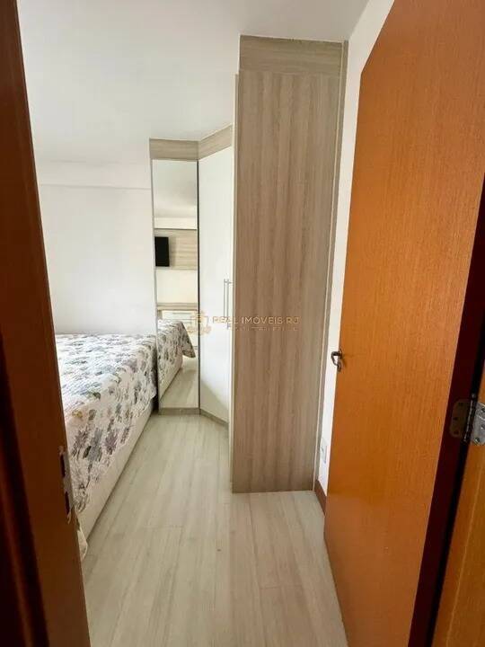 Apartamento à venda com 3 quartos, 76m² - Foto 11