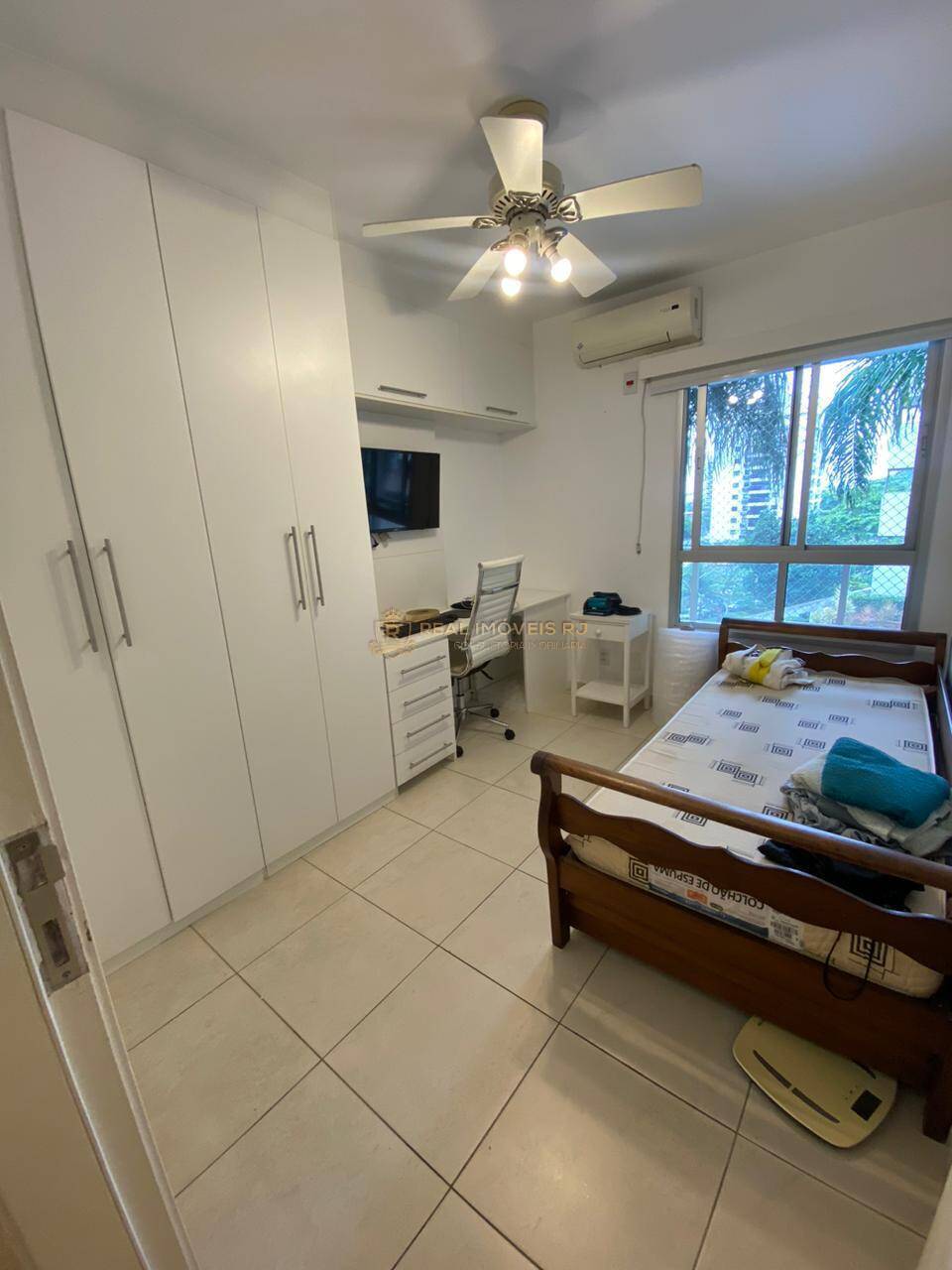 Apartamento à venda com 2 quartos, 70m² - Foto 10