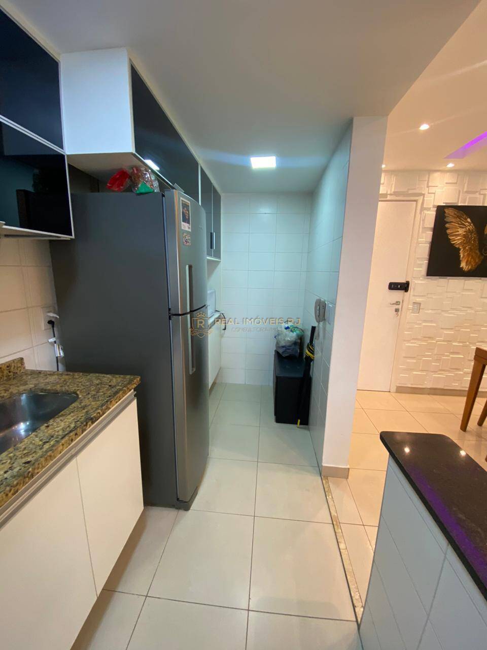 Apartamento à venda com 2 quartos, 70m² - Foto 13