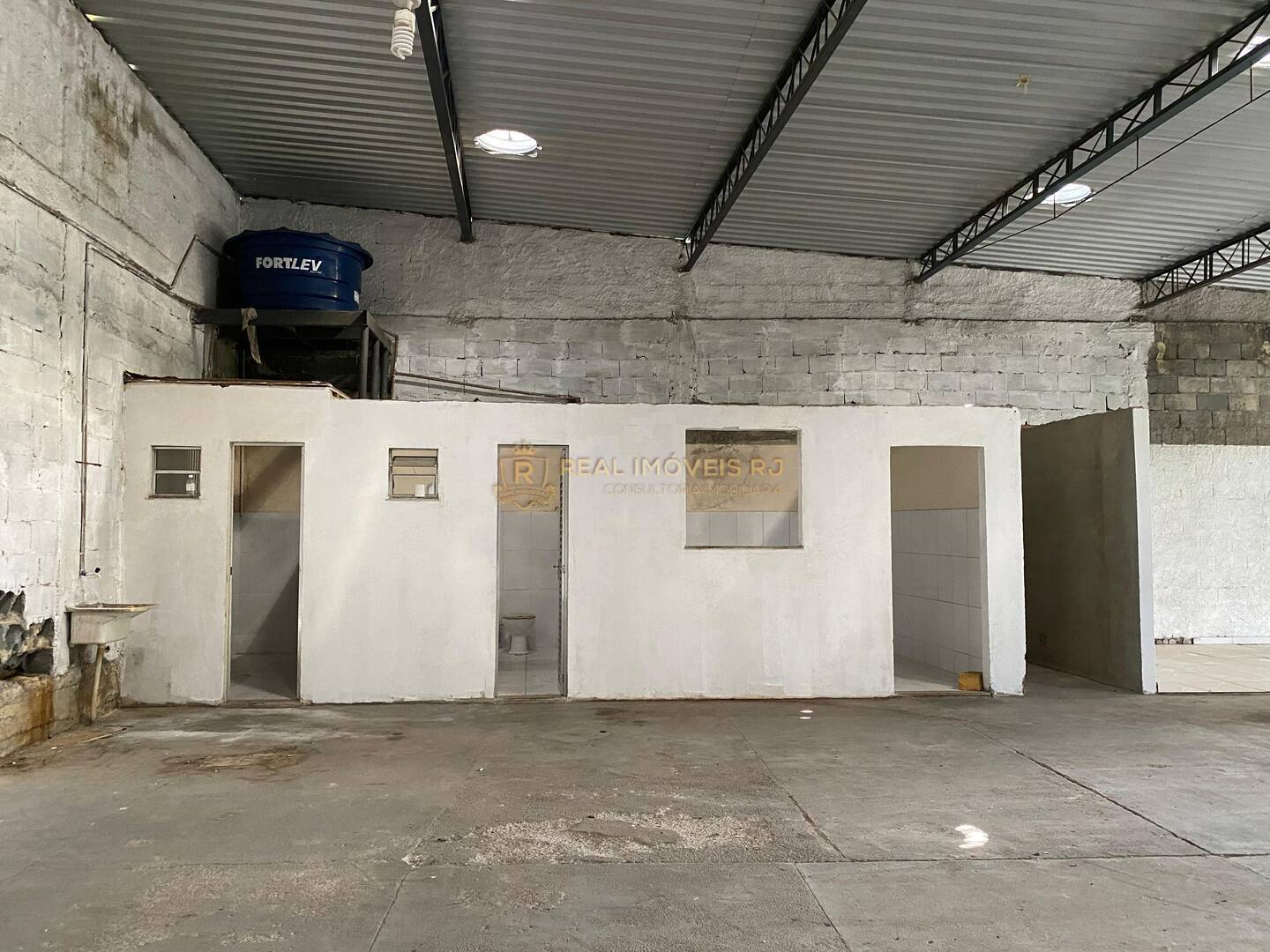 Depósito-Galpão-Armazém para alugar, 430m² - Foto 2