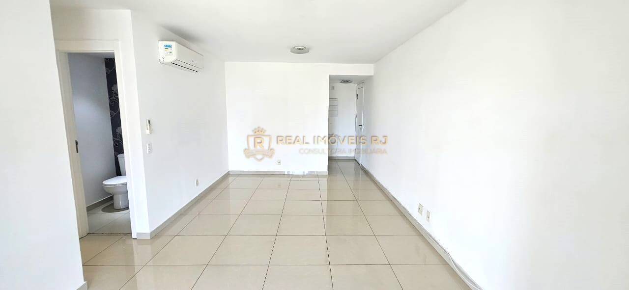 Apartamento à venda com 3 quartos, 120m² - Foto 15