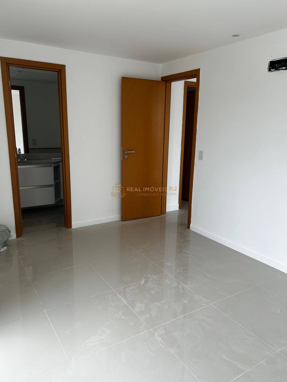 Apartamento para alugar com 4 quartos, 156m² - Foto 9