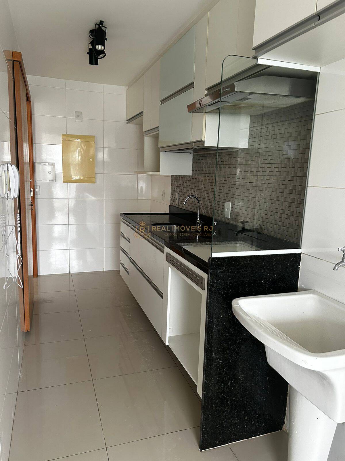 Apartamento para alugar com 4 quartos, 156m² - Foto 14