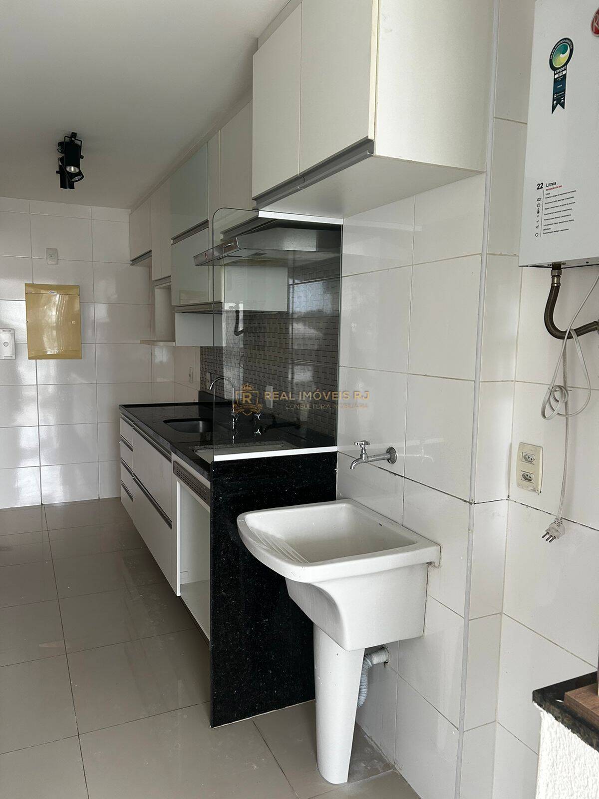 Apartamento para alugar com 4 quartos, 156m² - Foto 15