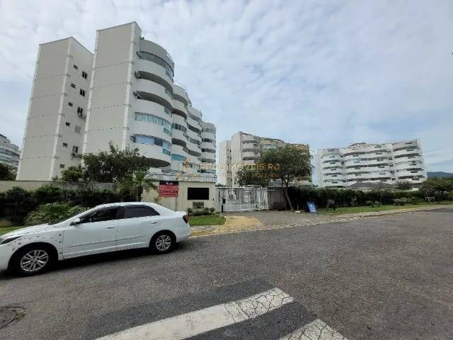 Apartamento à venda com 2 quartos, 79m² - Foto 12