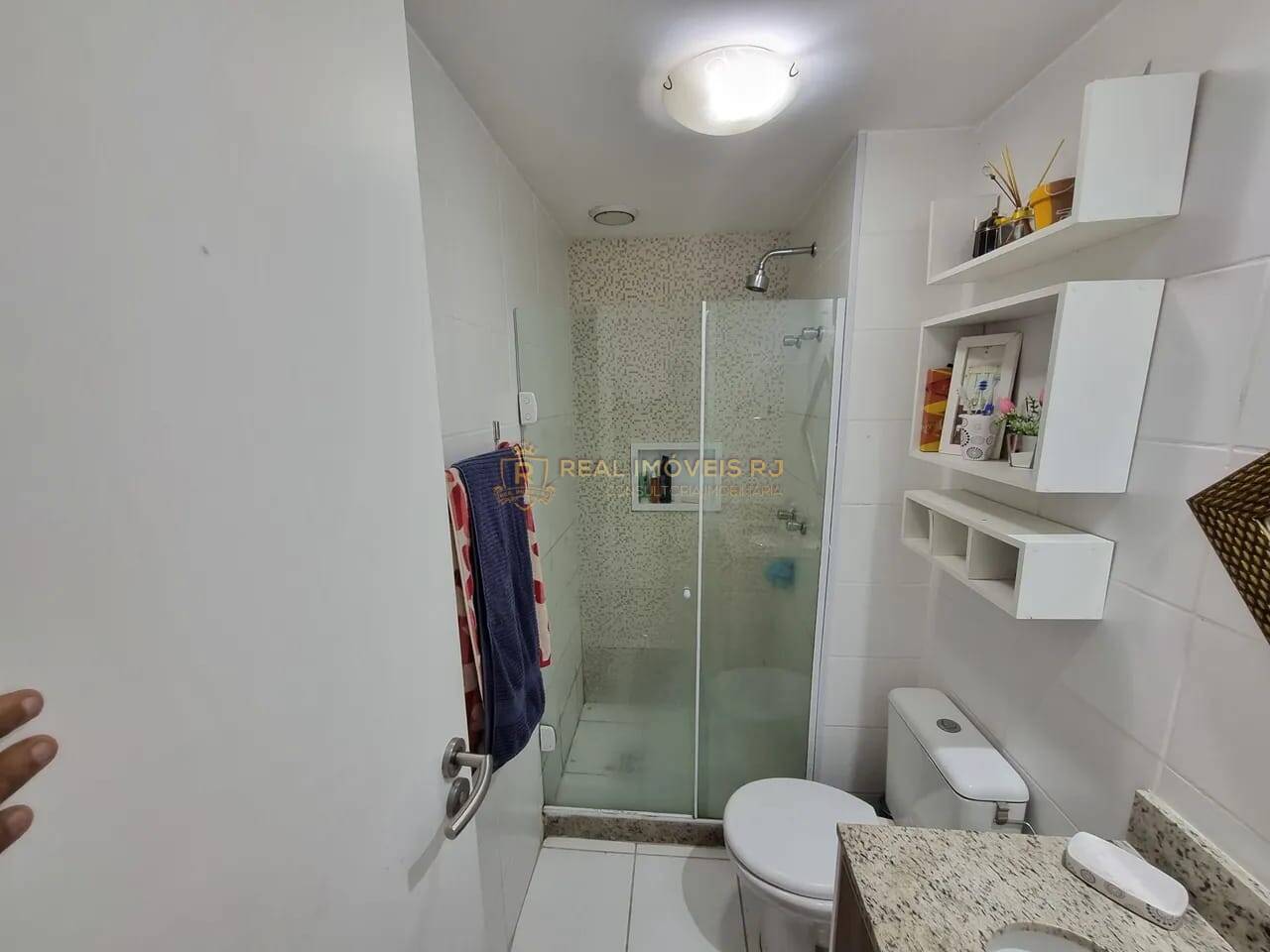 Apartamento à venda com 2 quartos, 64m² - Foto 6