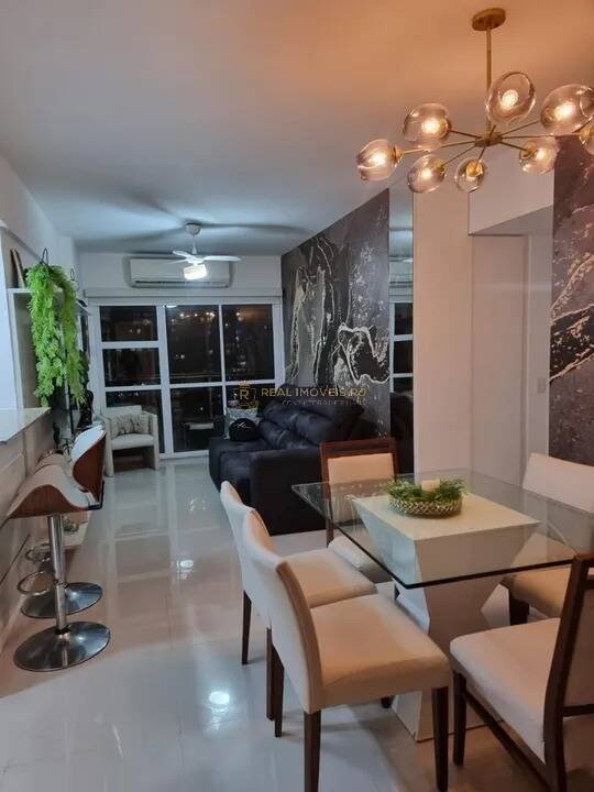 Apartamento para alugar com 3 quartos, 98m² - Foto 1