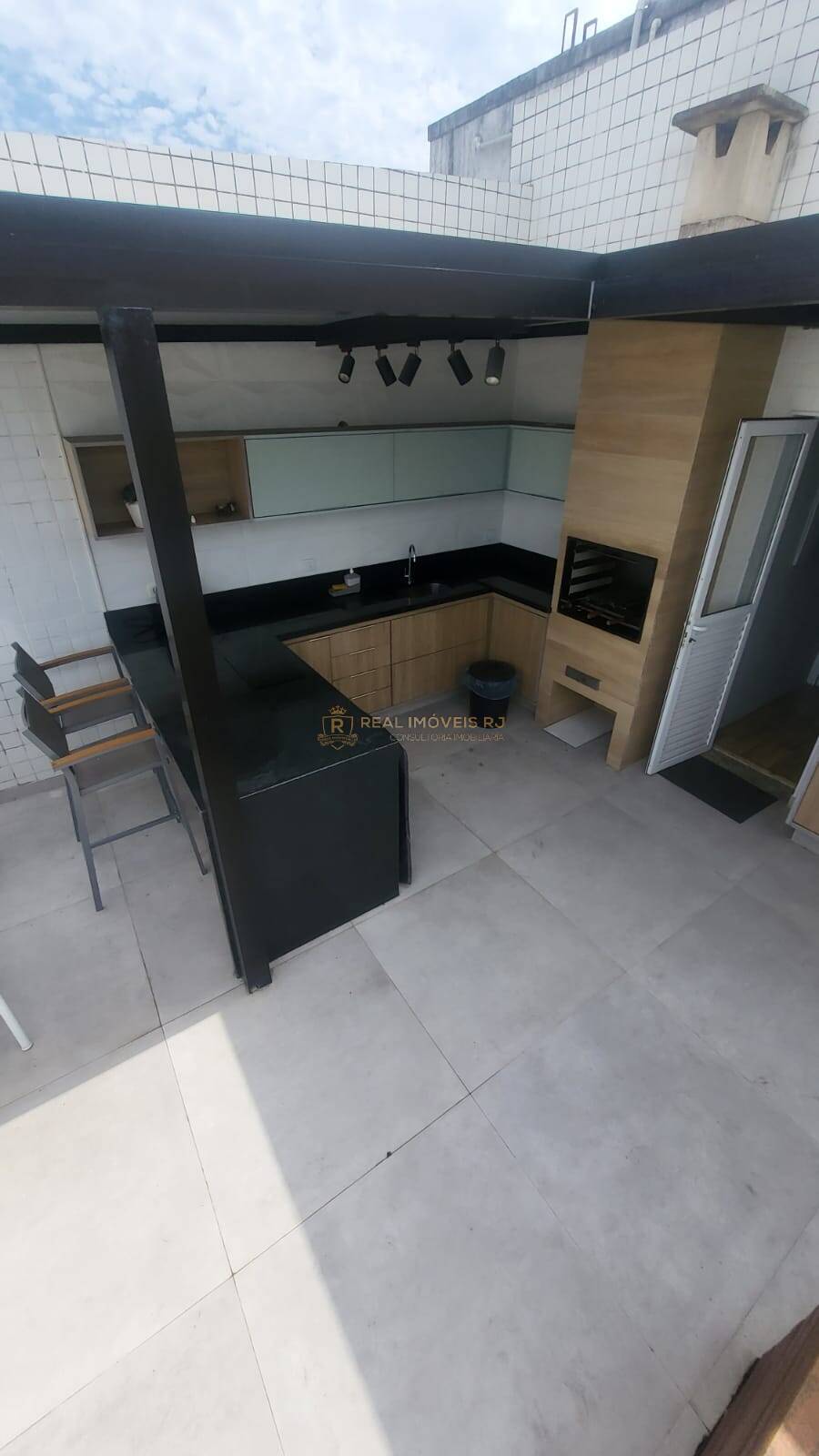 Apartamento para alugar com 3 quartos, 222m² - Foto 10